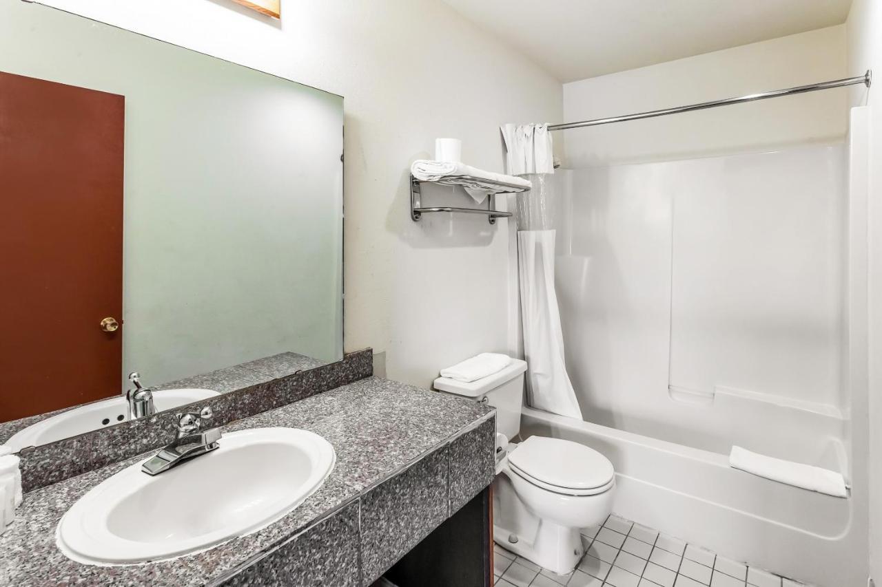 Arlington Motor Inn Екстериор снимка