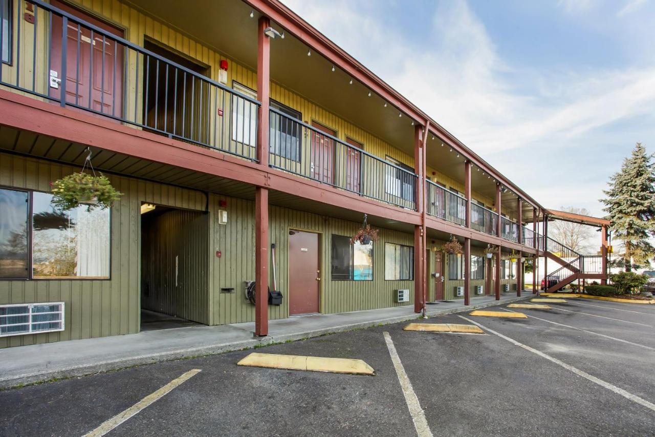 Arlington Motor Inn Екстериор снимка
