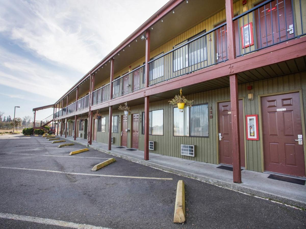 Arlington Motor Inn Екстериор снимка